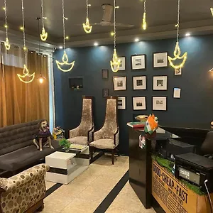 Moon Residency - Near Airport Hotel New Delhi